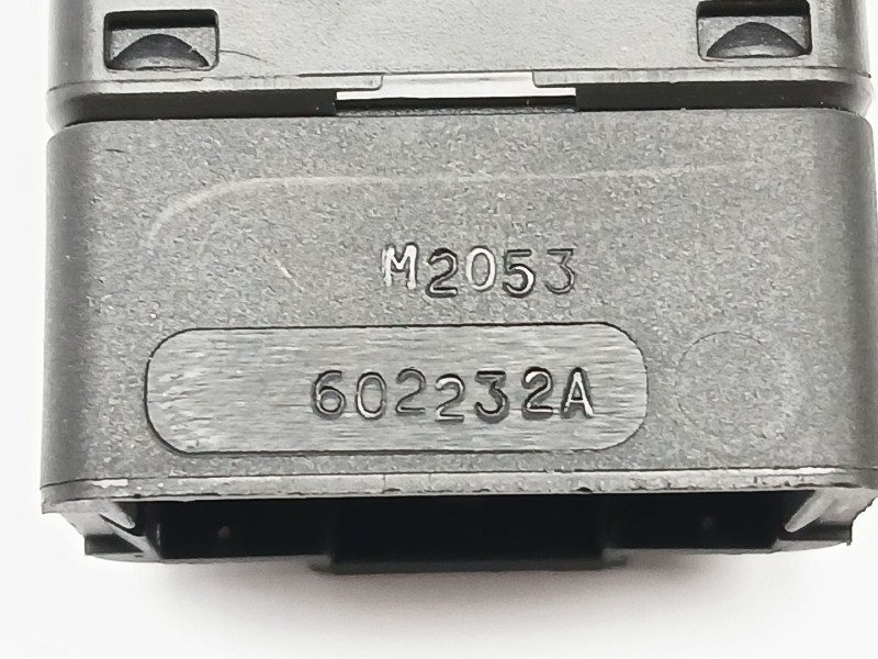 Recambio de warning para dacia duster (hs_) 1.6 16v referencia OEM IAM 602232A  