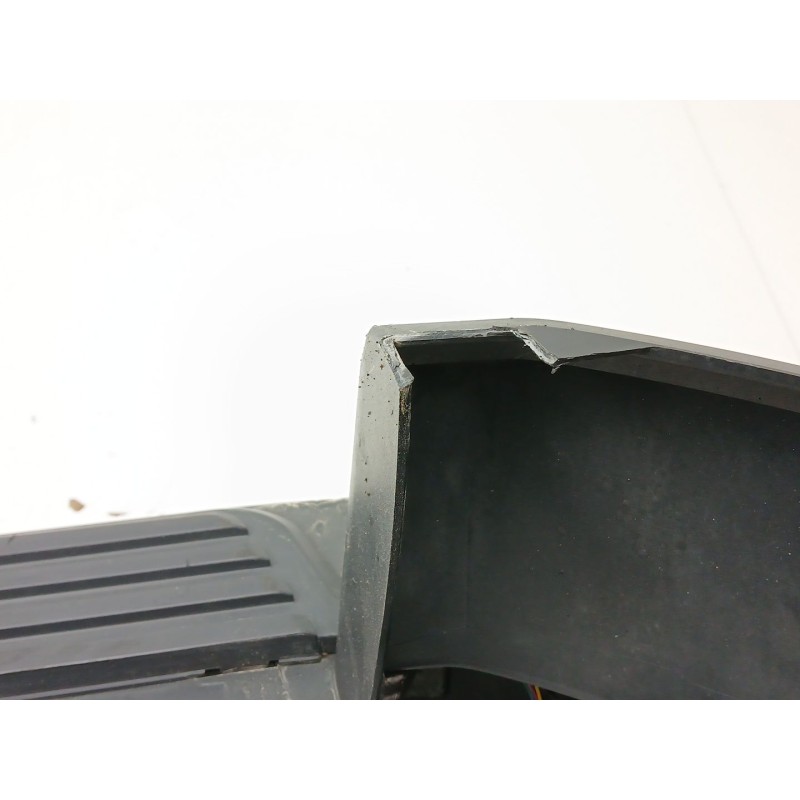 Recambio de paragolpes trasero para land rover discovery iv (l319) 2.7 td 4x4 referencia OEM IAM DPO000031XXXE01  LR015464