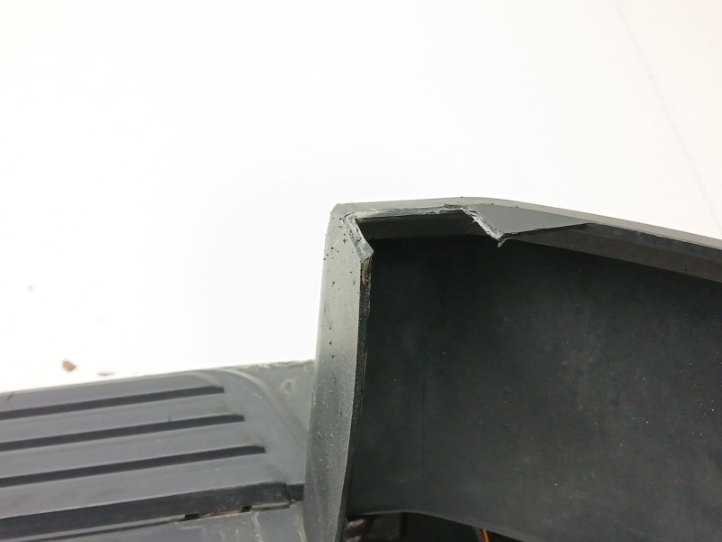 Recambio de paragolpes trasero para land rover discovery iv (l319) 2.7 td 4x4 referencia OEM IAM DPO000031XXXE01  LR015464