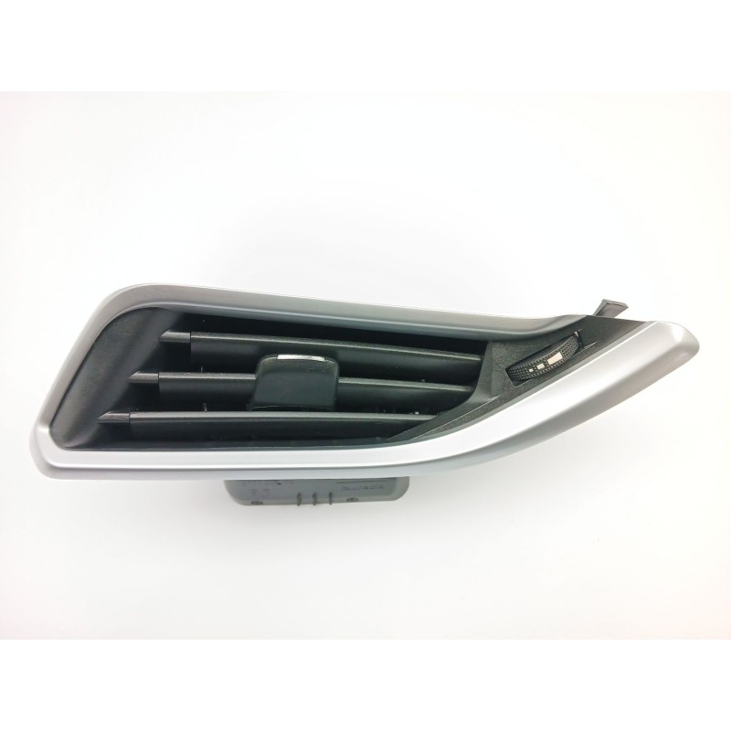 Recambio de rejilla aireadora para peugeot 208 i (ca_, cc_) 1.6 bluehdi 100 referencia OEM IAM 9673131677  