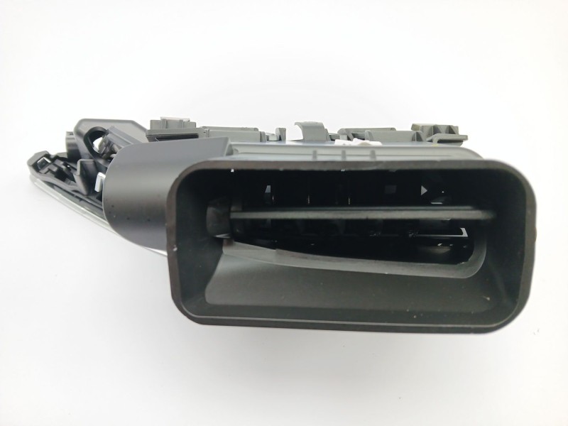 Recambio de rejilla aireadora para peugeot 208 i (ca_, cc_) 1.6 bluehdi 100 referencia OEM IAM 9673131677  