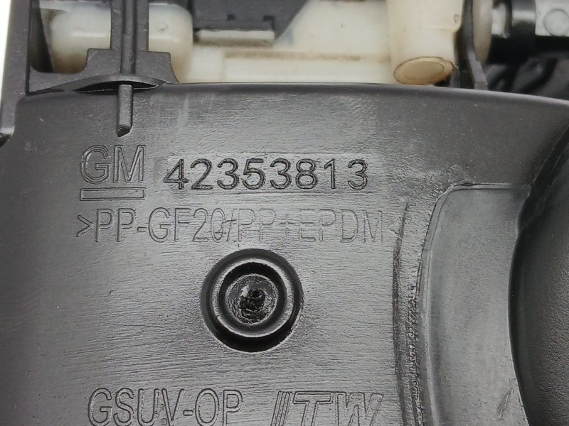 Recambio de tapa exterior combustible para opel mokka / mokka x (j13) 1.4 (_76) referencia OEM IAM 42353813  