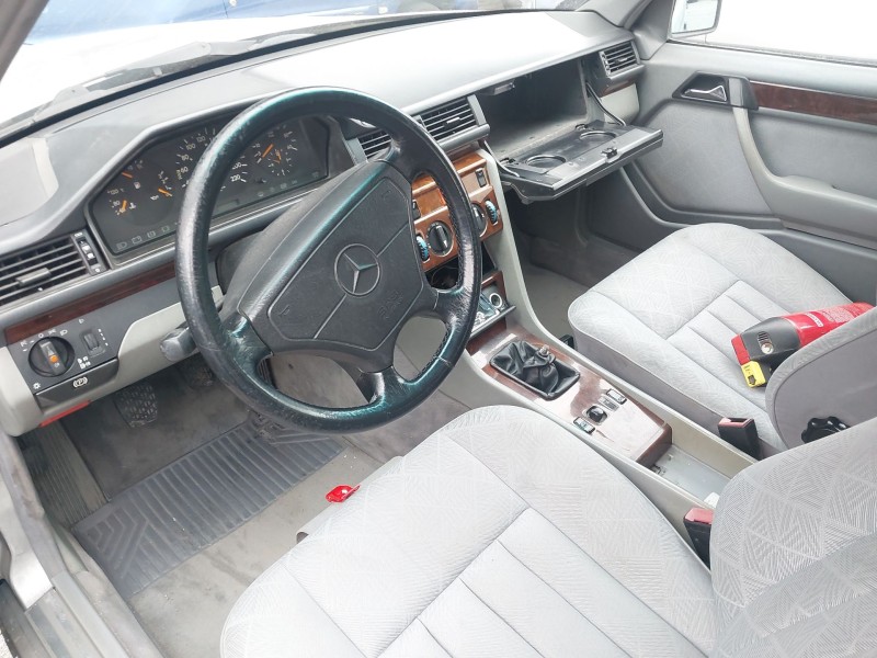mercedes-benz clase e (w124) del año 1996