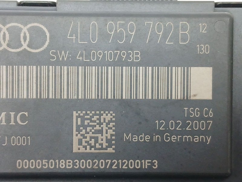 Recambio de modulo electronico para audi q7 (4lb) 3.0 tdi quattro referencia OEM IAM 4L0959792B  4L0910793B