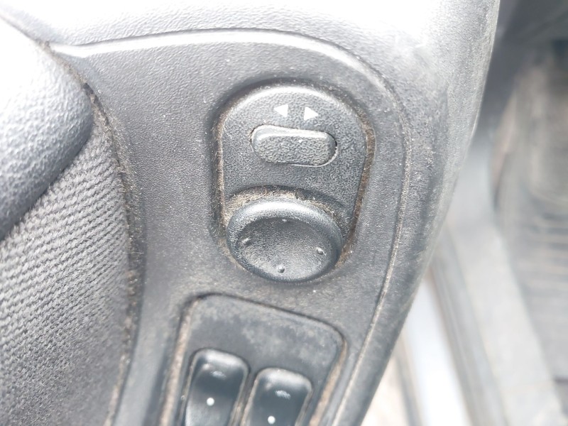 opel zafira a monospace (t98) del año 2005