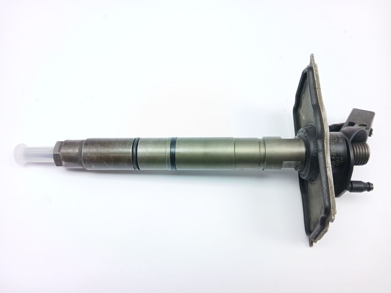 Recambio de inyector para audi q7 (4lb) 3.0 tdi quattro referencia OEM IAM 059130277AH  