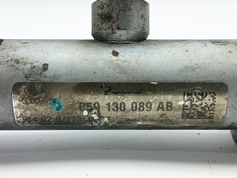 Recambio de rampa inyectora para audi q7 (4lb) 3.0 tdi quattro referencia OEM IAM 059130089AB  