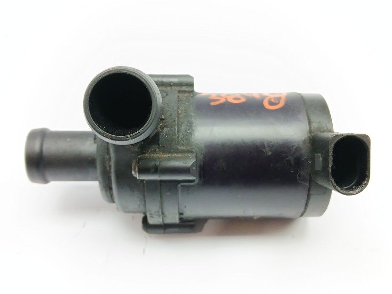 Recambio de bomba agua para audi q7 (4lb) 3.0 tdi quattro referencia OEM IAM 7L0965561L  
