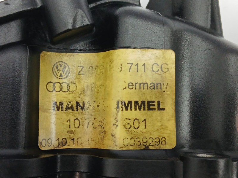 Recambio de colector admision para audi q7 (4lb) 3.0 tdi quattro referencia OEM IAM Z059129711CG  