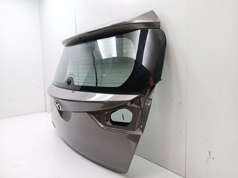 Recambio de porton trasero para toyota auris (_e18_) 1.2 (nre185_) referencia OEM IAM   