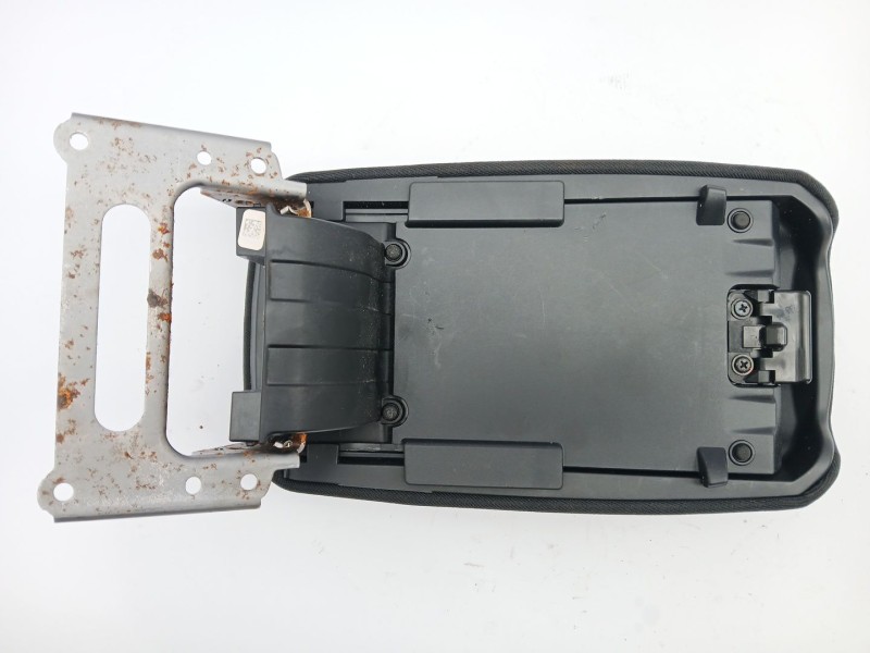 Recambio de apoyabrazos central para toyota corolla hatchback (_e21_, _ea1_, _eh1_) 1.8 hybrid (zwe211) referencia OEM IAM 58905