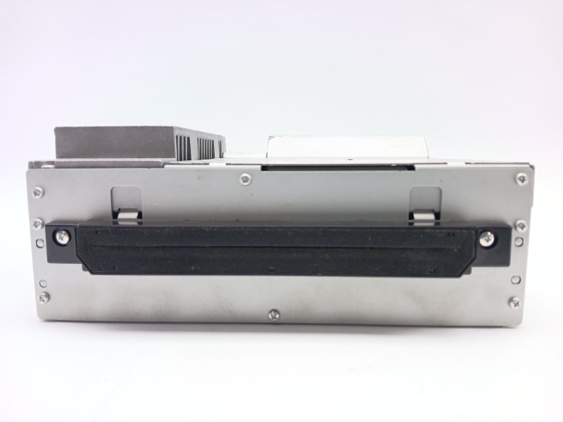 Recambio de sistema audio / cd para land rover discovery iv (l319) 3.0 td 4x4 referencia OEM IAM AH2218C815AD  