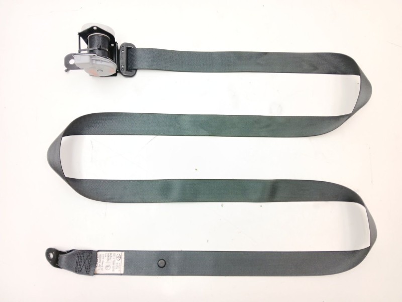 Recambio de cinturon seguridad trasero derecho para toyota auris (_e18_) 1.2 (nre185_) referencia OEM IAM 7336002740  