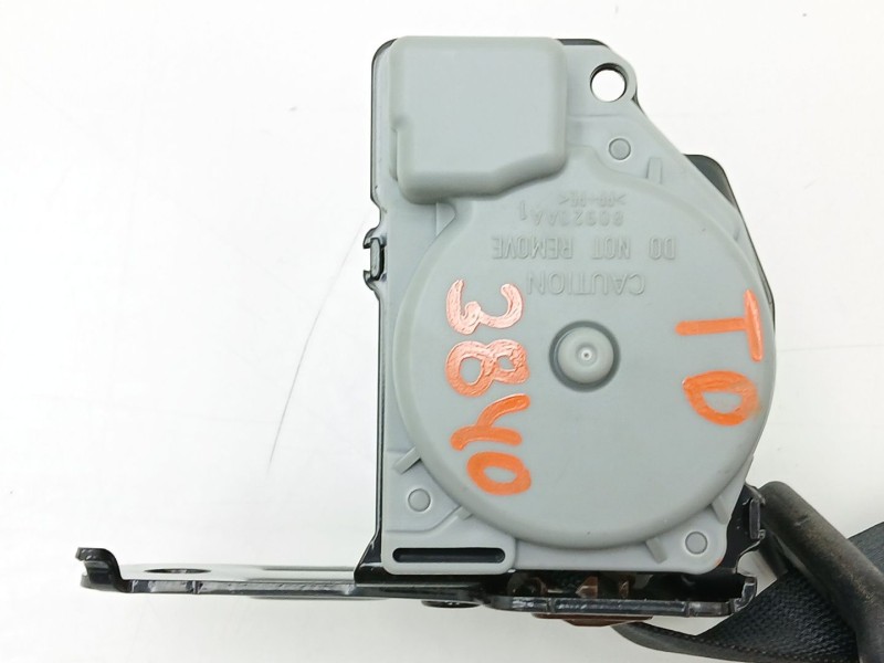 Recambio de cinturon seguridad trasero derecho para toyota auris (_e18_) 1.2 (nre185_) referencia OEM IAM 7336002740  