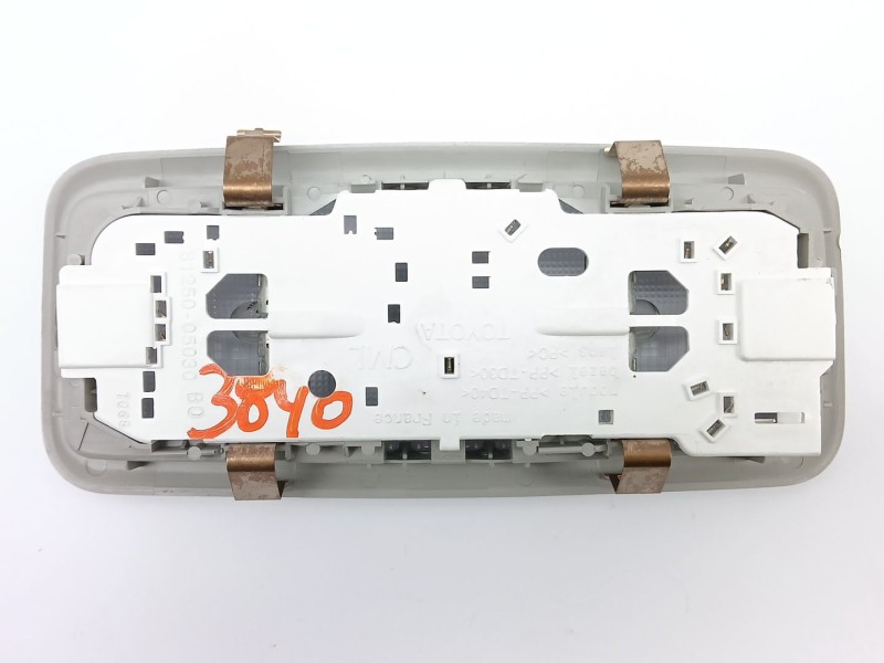 Recambio de luz interior para toyota auris (_e18_) 1.2 (nre185_) referencia OEM IAM 8125005030  