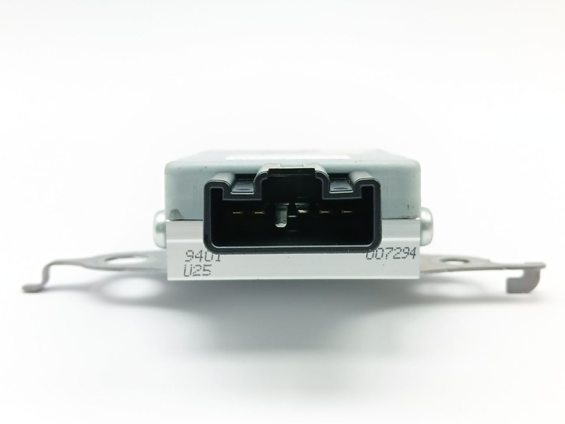 Recambio de modulo electronico para toyota auris (_e18_) 1.2 (nre185_) referencia OEM IAM 8957012360  1049935190