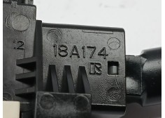 Recambio de mando multifuncion para toyota c-hr (_x1_) 1.8 hybrid (zyx10_, zyx11_) referencia OEM IAM 18A174   2