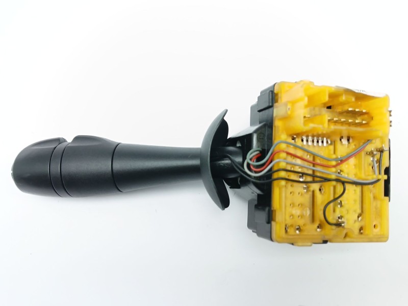 Recambio de mando limpia para renault captur referencia OEM IAM 255675887R  