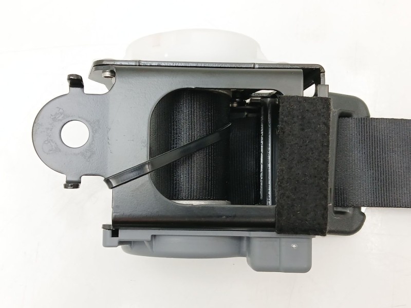 Recambio de cinturon seguridad trasero izquierdo para renault captur referencia OEM IAM 888405148R  