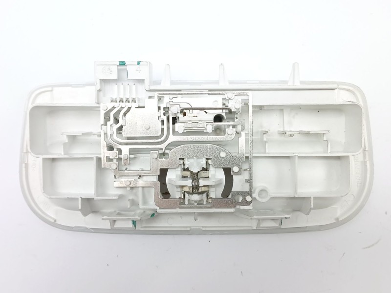 Recambio de luz interior para renault captur referencia OEM IAM 264300007R  