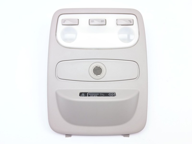 Recambio de luz interior para renault captur referencia OEM IAM 739486822R  