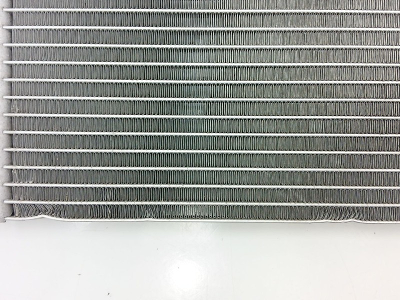 Recambio de condensador / radiador aire acondicionado para renault captur referencia OEM IAM 921006843R  