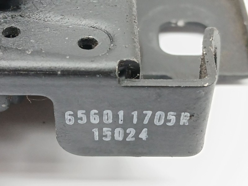 Recambio de cerradura capot para renault captur referencia OEM IAM 656011705R  