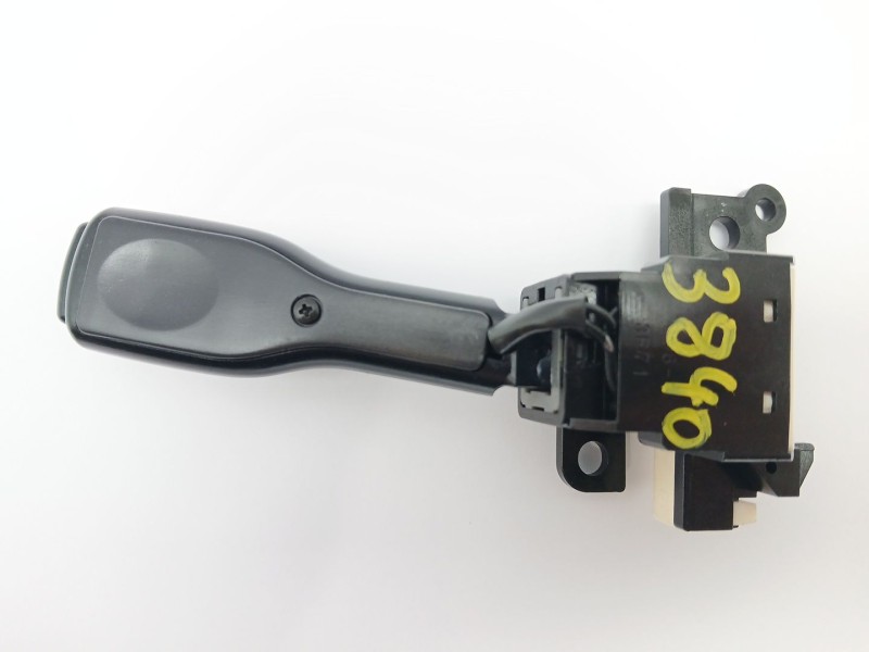 Recambio de mando volante para toyota auris (_e18_) 1.2 (nre185_) referencia OEM IAM 18A174  