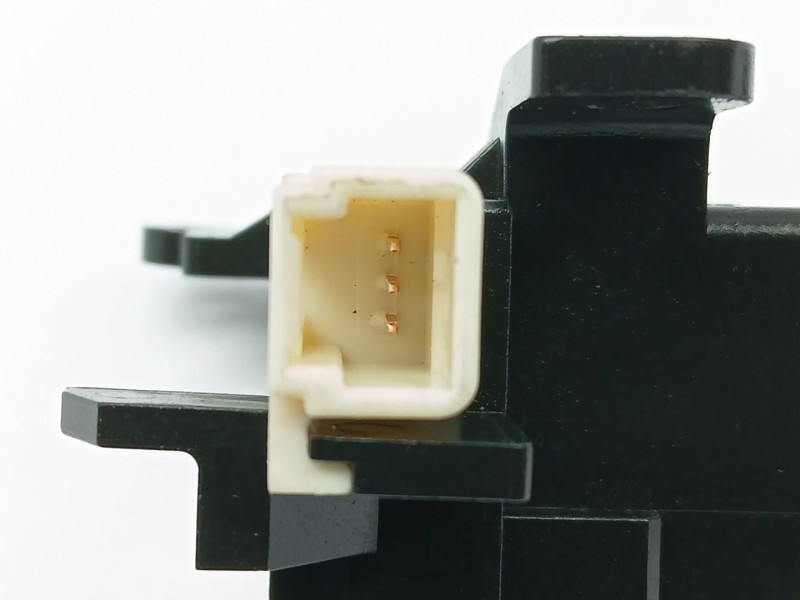 Recambio de mando volante para toyota auris (_e18_) 1.2 (nre185_) referencia OEM IAM 18A174  