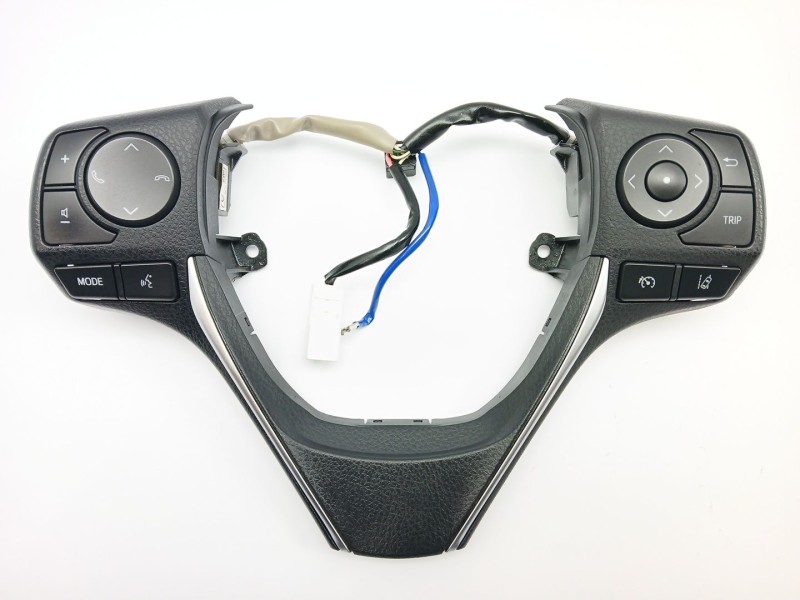 Recambio de mando volante para toyota auris (_e18_) 1.2 (nre185_) referencia OEM IAM 8424712040  