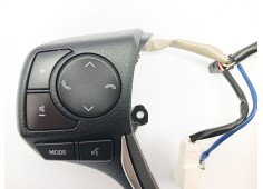 Recambio de mando volante para toyota auris (_e18_) 1.2 (nre185_) referencia OEM IAM 8424712040   2