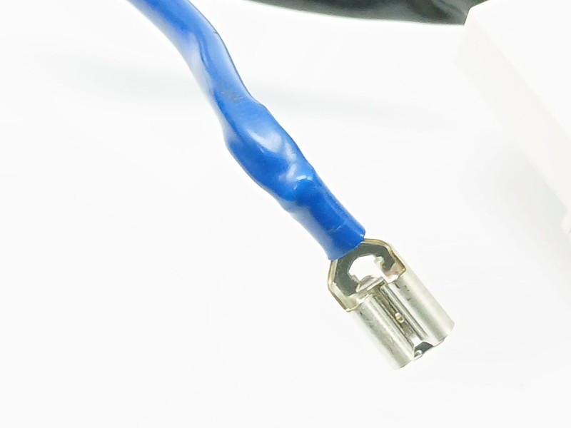 Recambio de mando volante para toyota auris (_e18_) 1.2 (nre185_) referencia OEM IAM 8424712040  