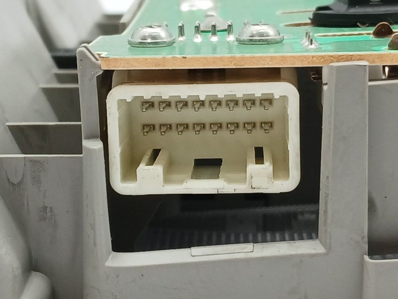 Recambio de luz interior para toyota auris (_e18_) 1.2 (nre185_) referencia OEM IAM 8126002480B0  