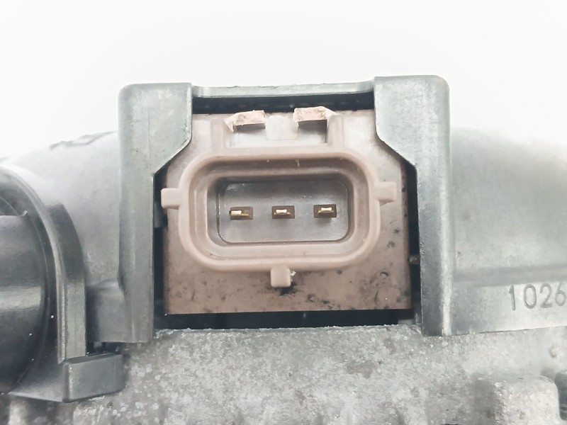 Recambio de alternador para volvo v50 familiar 2.0 d momentum referencia OEM IAM 1042102710  