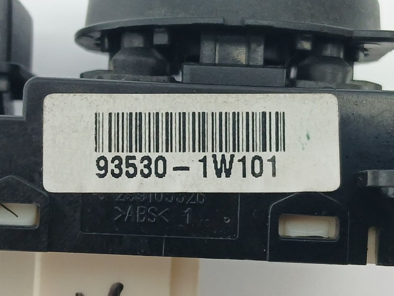 Recambio de mando retrovisor para kia rio iii (ub) 1.1 crdi referencia OEM IAM 935301W101  