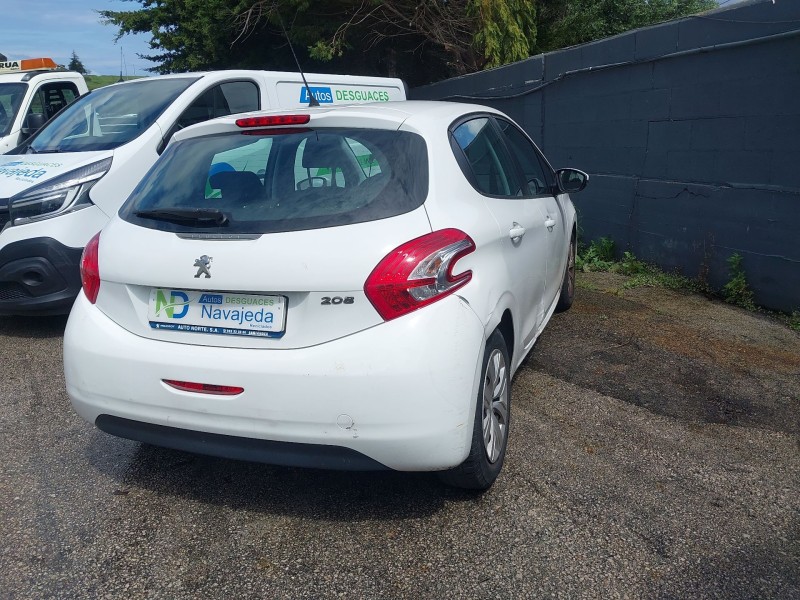 peugeot 208 i (ca_, cc_) del año 2013