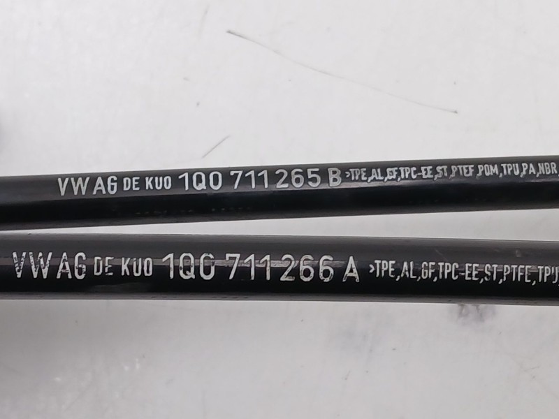 Recambio de palanca cambio para seat leon (1p1) 1.4 tsi referencia OEM IAM 1Q0711049C 1Q0711266A 1Q0711265B