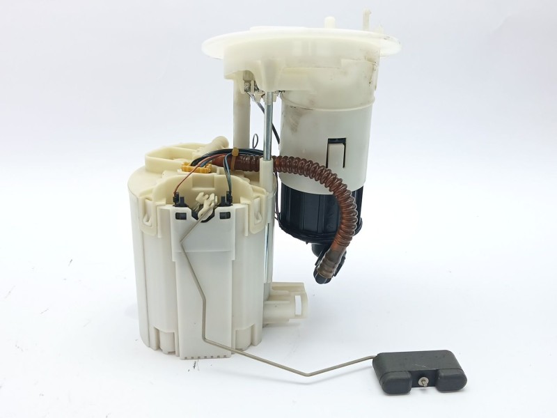 Recambio de bomba combustible para audi a4 b8 avant (8k5) 1.8 tfsi quattro referencia OEM IAM 8K0919051P  