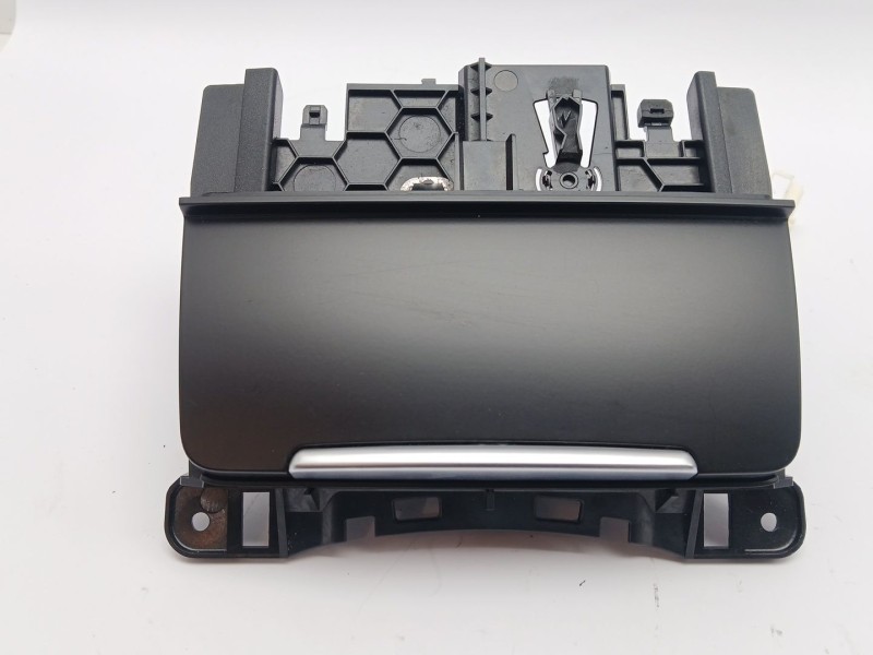Recambio de cenicero para audi a4 b8 avant (8k5) 1.8 tfsi quattro referencia OEM IAM 8K0857951  