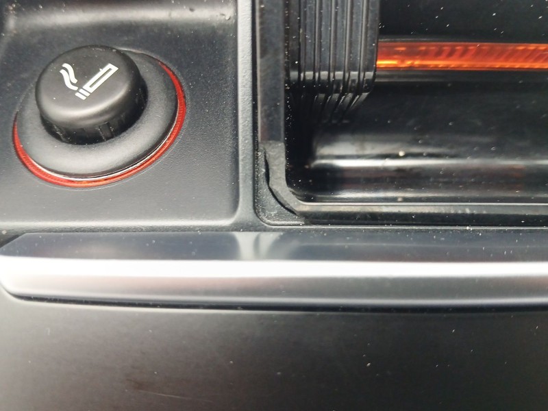 Recambio de cenicero para audi a4 b8 avant (8k5) 1.8 tfsi quattro referencia OEM IAM 8K0857951  