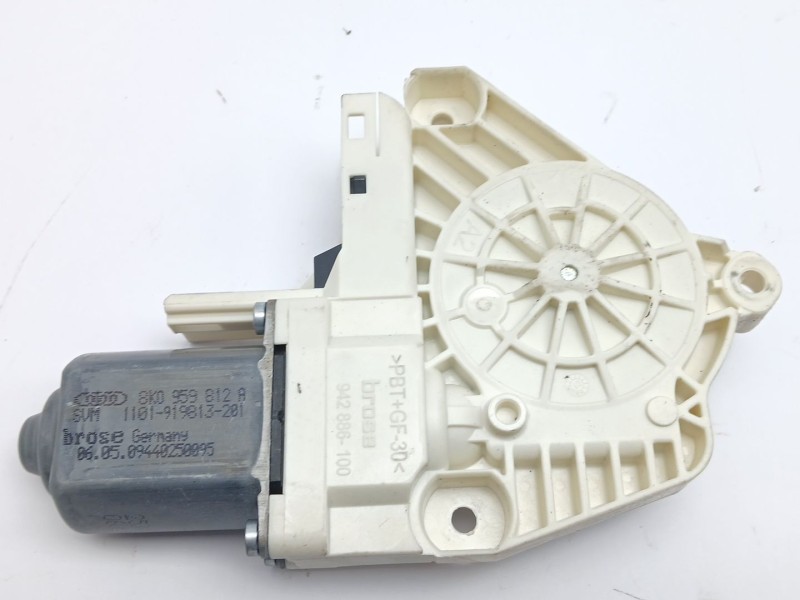 Recambio de motor elevalunas trasero derecho para audi a4 b8 avant (8k5) 1.8 tfsi quattro referencia OEM IAM 8K0959812A  