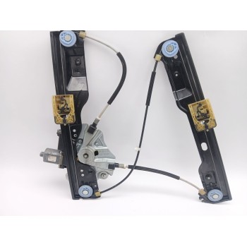 ELEVALUNAS DELANTERO DERECHO 915368104 20951582