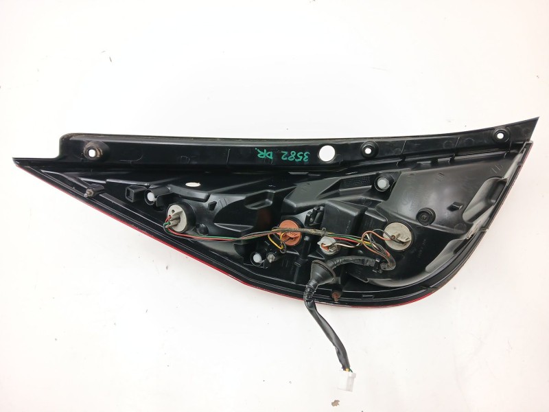 Recambio de piloto trasero derecho para hyundai i30 classic referencia OEM IAM 924022R0  