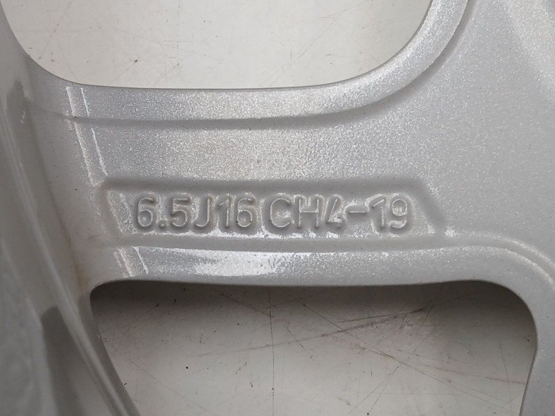 Recambio de llanta para citroën c4 cactus 1.2 thp 110 referencia OEM IAM 9802911977  