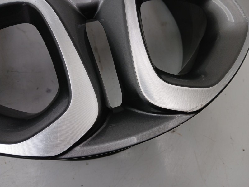 Recambio de llanta para hyundai i20 ii (gb, ib) 1.0 t-gdi referencia OEM IAM 52910C8700  