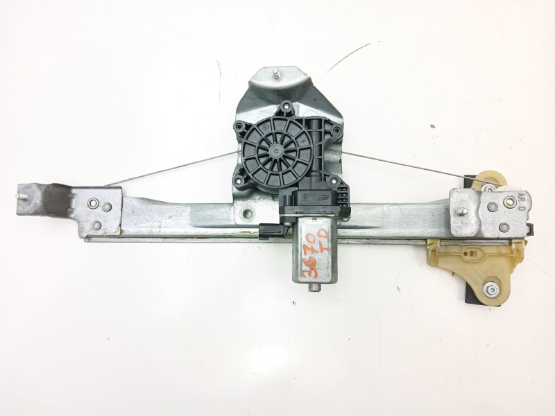 Recambio de elevalunas trasero derecho para renault captur referencia OEM IAM 827009380R  128001471B