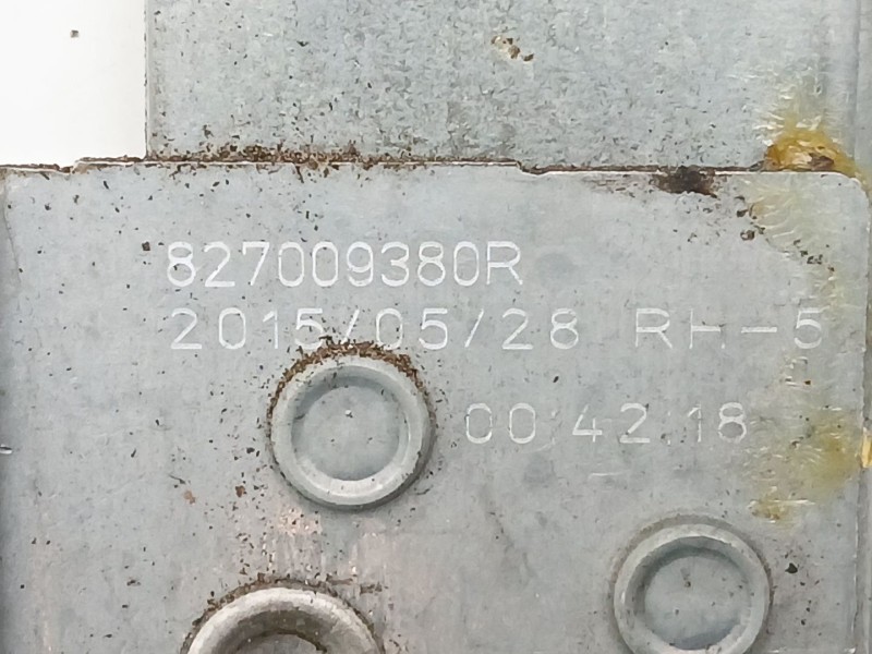 Recambio de elevalunas trasero derecho para renault captur referencia OEM IAM 827009380R  128001471B