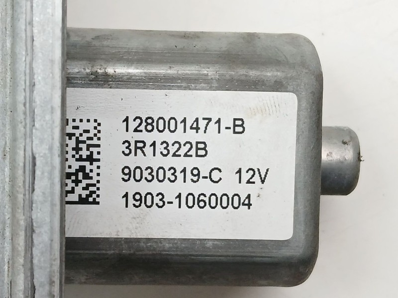 Recambio de elevalunas trasero derecho para renault captur referencia OEM IAM 827009380R  128001471B