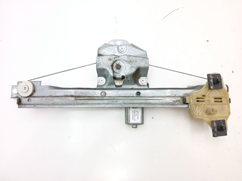 Recambio de elevalunas trasero izquierdo para renault captur referencia OEM IAM 827012973R  128001472B
