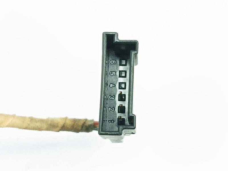 Recambio de mando volante para audi a4 b8 avant (8k5) 1.8 tfsi quattro referencia OEM IAM 4F0951527D  4F0951527C